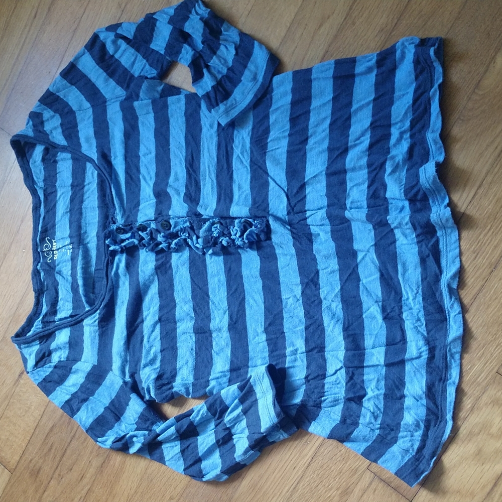 2/$15 Sale! Old navy striped ruffle shirt